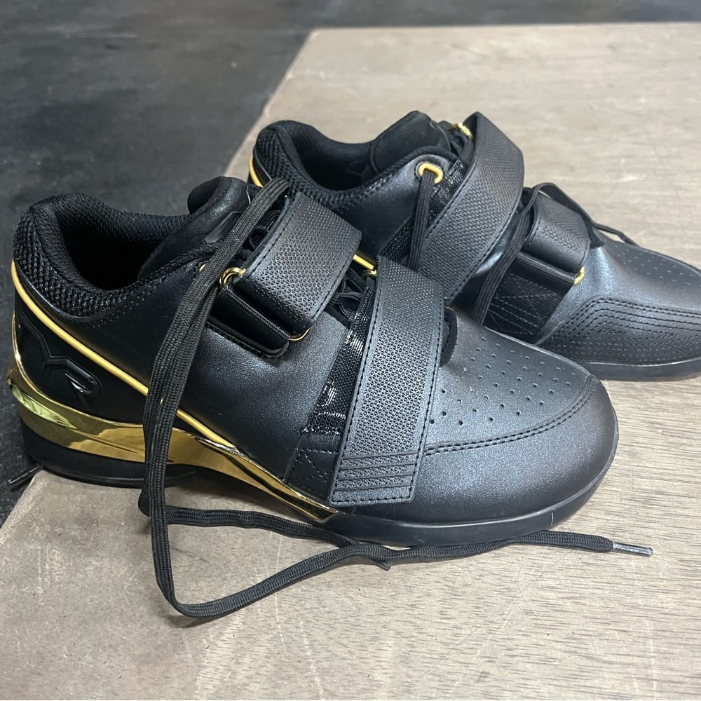 TYR Elite Carbon Lifters